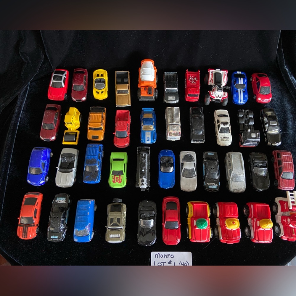 Lot 1 - 40 MAISTO die cast CARS Various ages USED Toy Box Condition READ